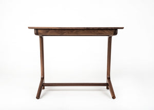 Rian Cantilever Desk, Standing Height