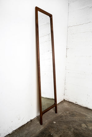 Rian Mirror