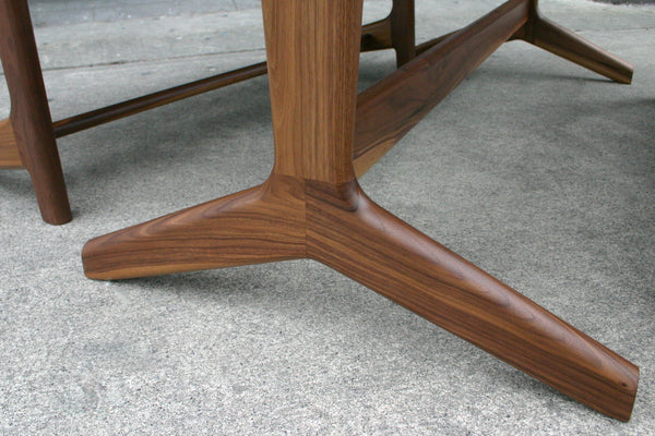 Rian Table