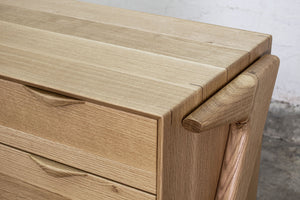 Rian Lowboy Dresser
