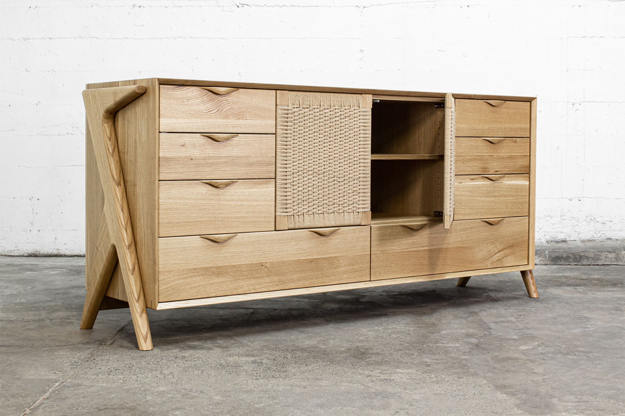 Rian Lowboy Dresser, Walnut / Kraft (natural) Rian Lowboy Dresser, Walnut / Kraft (natural)