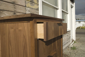 Rift High Dresser